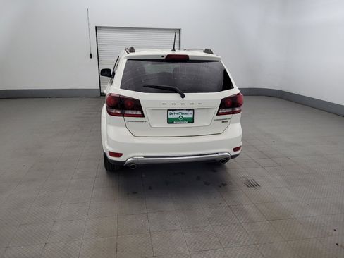 Used 2019 Dodge Journey Crossroad FWD image 6