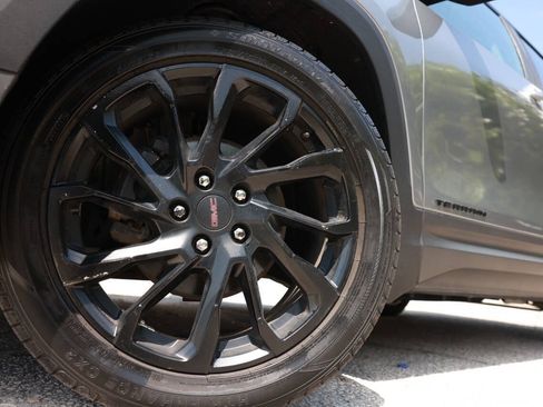Used 2023 GMC Terrain SLE w/ Elevation Edition FWD image 25
