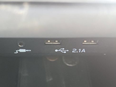 Used 2021 Subaru Legacy Premium image 20