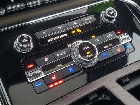 Used 2022 Lincoln Navigator Reserve image 24