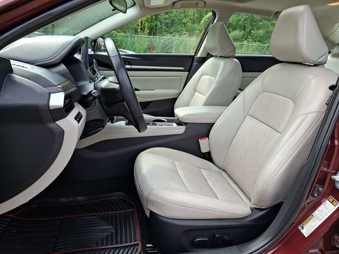 Certified 2024 Nissan Altima 2.5 SL FWD image 14