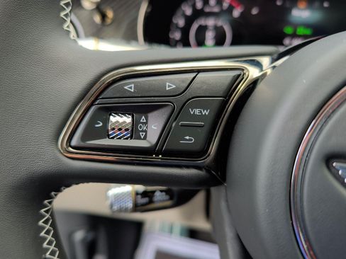 New 2026 Bentley Flying Spur Plug-In Hybrid AWD/4WD image 26