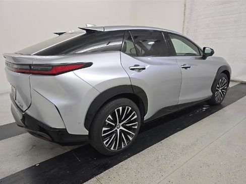 Used 2023 Lexus RZ 450e Premium w/ Accessory Package (Z1) image 3