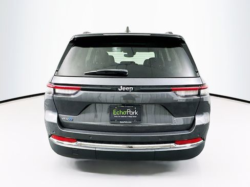 Used 2023 Jeep Grand Cherokee 4WD 4xe image 7