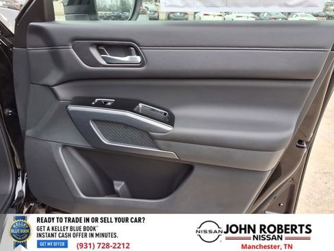 New 2026 Nissan Pathfinder SL w/ SL Premium Package AWD/4WD image 20