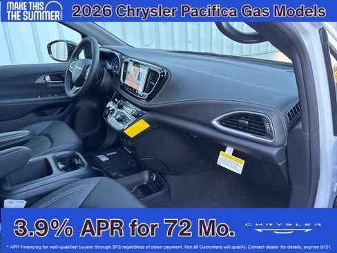 New 2026 Chrysler Pacifica Select FWD image 32