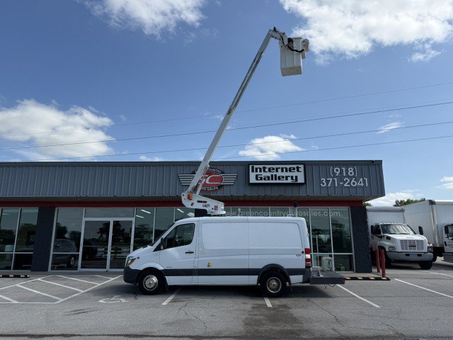 Used 2016 Mercedes-Benz Sprinter 3500 image 1