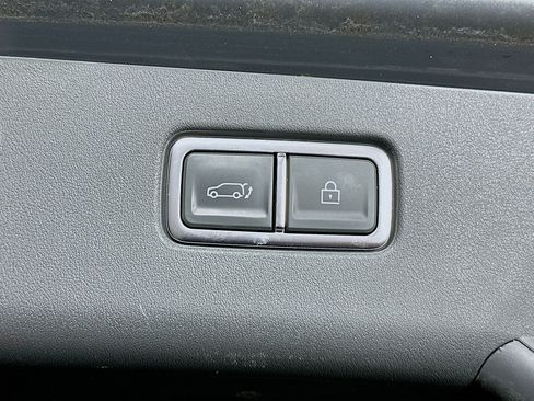 Used 2024 Kia EV9 Light RWD image 31