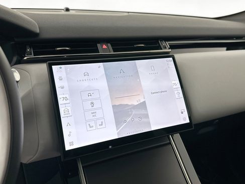 Used 2026 Land Rover Range Rover Velar S image 12