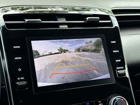 Used 2023 Hyundai Tucson SEL FWD image 19