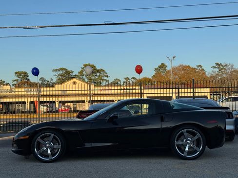 Used 2010 Chevrolet Corvette Coupe w/ Preferred Equipment Group image 10