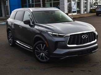 Used 2023 INFINITI QX60 Sensory video 2