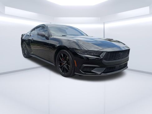 Used 2024 Ford Mustang Premium RWD image 1
