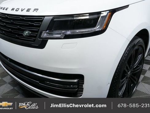 Used 2024 Land Rover Range Rover SE image 38