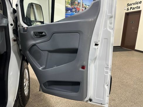 Used 2019 Ford Transit 150 XL image 16