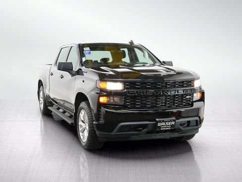 Used 2021 Chevrolet Silverado 1500 Custom w/ LPO, Dark Essentials Package AWD/4WD image 7