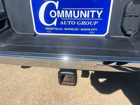 Used 2019 RAM 1500 Laramie AWD/4WD image 13