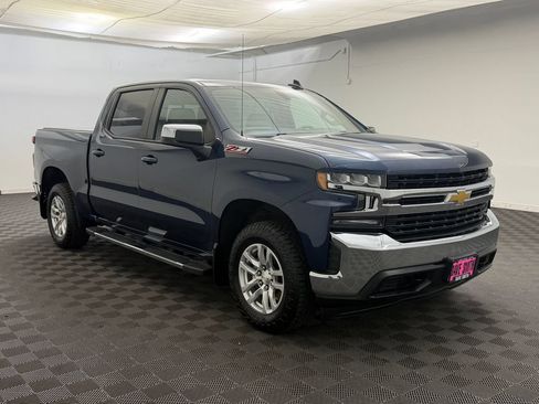 Used 2019 Chevrolet Silverado 1500 LT w/ Convenience Package AWD/4WD image 7