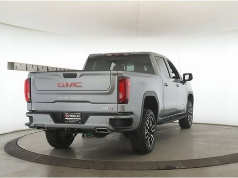 Used 2024 GMC Sierra 1500 AT4 w/ Technology Package image 7