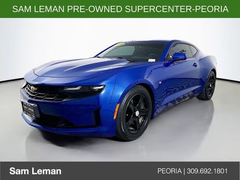 Used 2019 Chevrolet Camaro LT w/ Technology Package RWD image 3