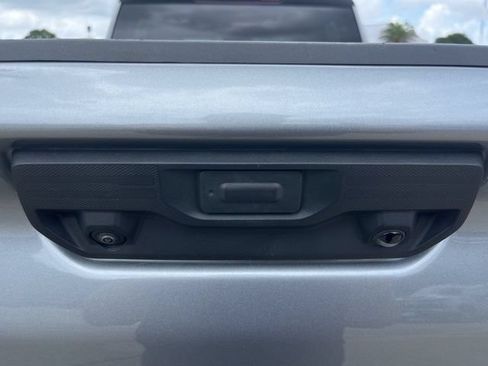 Used 2025 Chevrolet Silverado 2500 LT w/ Convenience Package AWD/4WD image 8