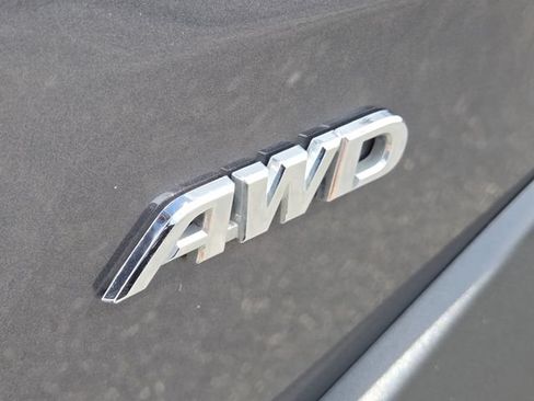 Used 2023 Toyota RAV4 XLE w/ Convenience Package AWD/4WD image 4