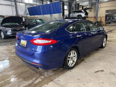Used 2013 Ford Fusion SE image 9
