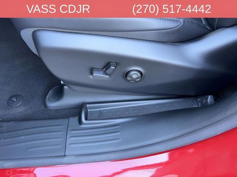 New 2026 Chrysler Pacifica Select image 29