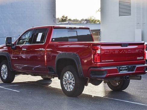 Used 2021 Chevrolet Silverado 3500 High Country w/ Z71 Off-Road Package image 4