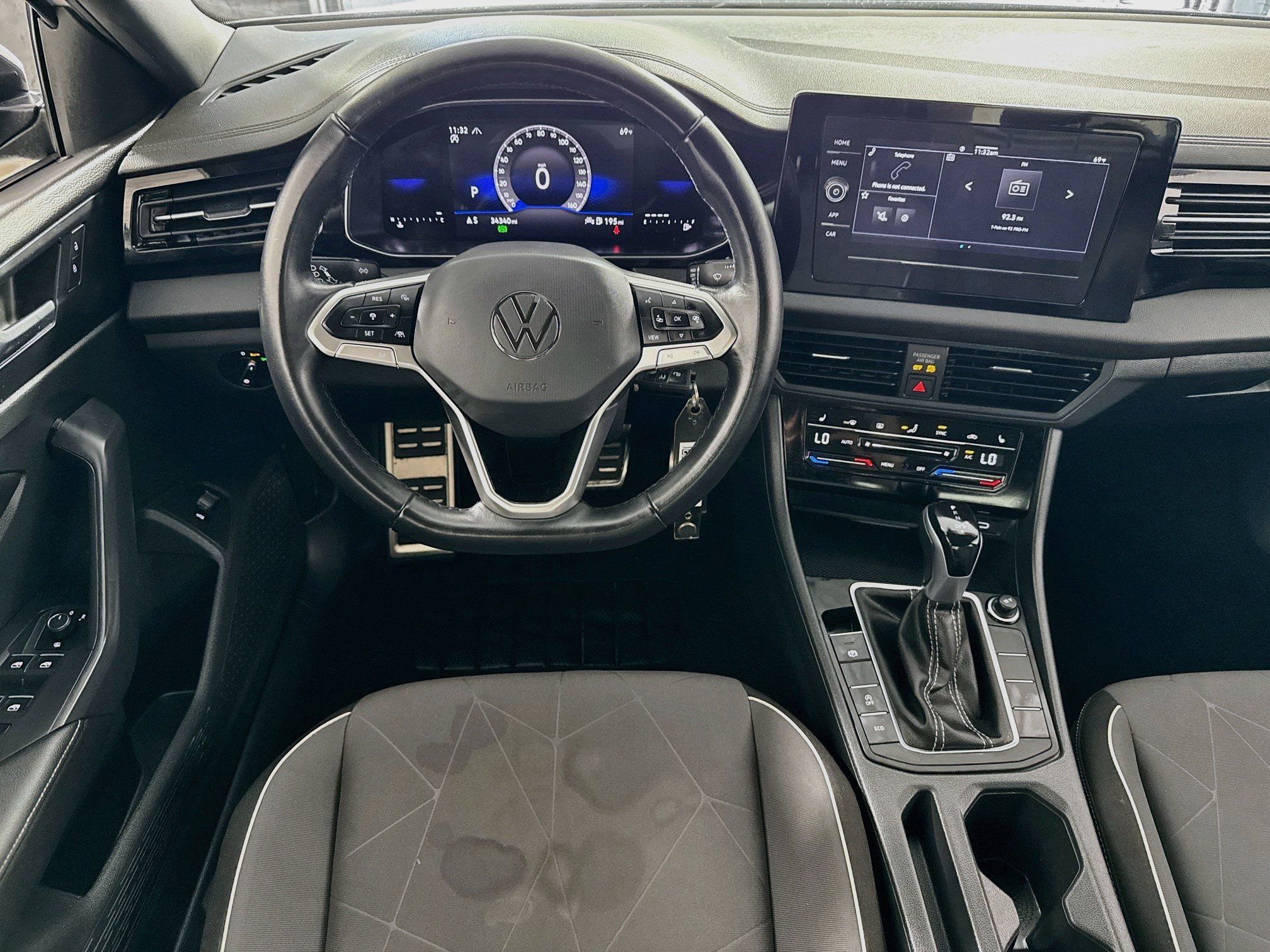 Used 2025 Volkswagen Jetta Sport FWD image 21