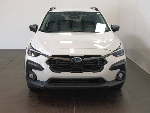 Used 2026 Subaru Crosstrek 2.5i Limited AWD/4WD image 2
