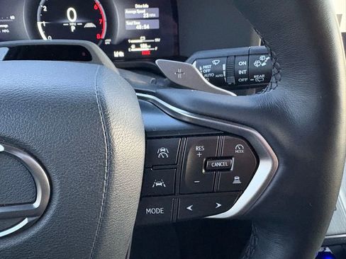 Used 2024 Lexus GX 550 w/ Accessory Package (2T) image 30