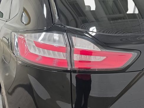 Used 2019 Ford Edge ST w/ Equipment Group 401A AWD/4WD image 31