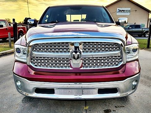 Used 2014 RAM 1500 Laramie image 12