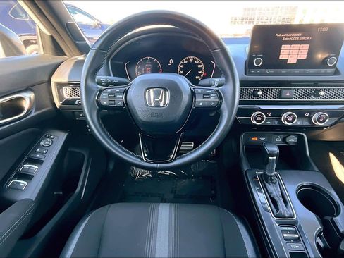 Used 2023 Honda Civic Sport image 5