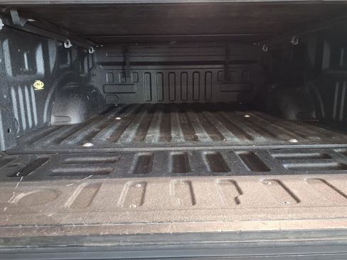 Used 2018 Ford F150 XLT w/ Equipment Group 302A Luxury image 6