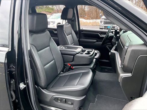 Used 2026 GMC Sierra 1500 SLT image 11