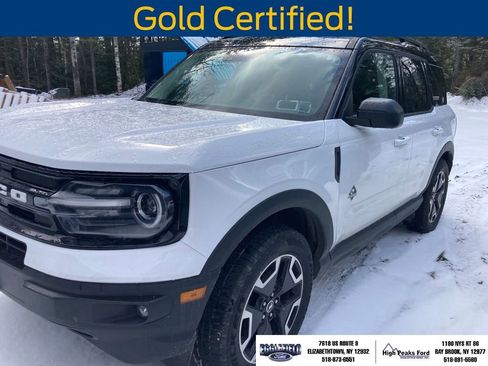 Used 2022 Ford Bronco Sport Outer Banks w/ Tech Package image 2