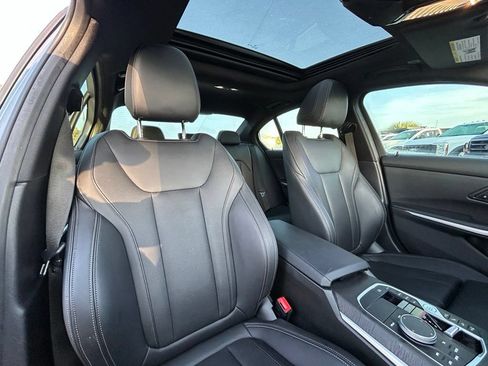 Used 2024 BMW 330i Sedan w/ Convenience Package RWD image 29