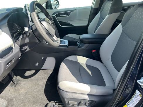 Certified 2025 Toyota RAV4 XLE image 10