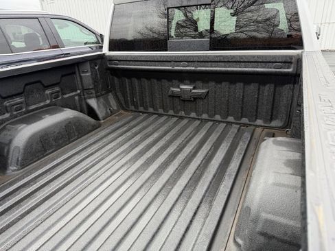 Used 2022 Chevrolet Silverado 1500 LTZ w/ Technology Package image 11