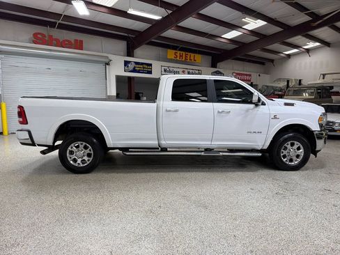 Used 2022 RAM 2500 Laramie AWD/4WD image 8
