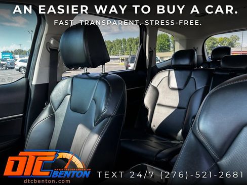 Used 2024 Kia Telluride LX AWD/4WD image 16