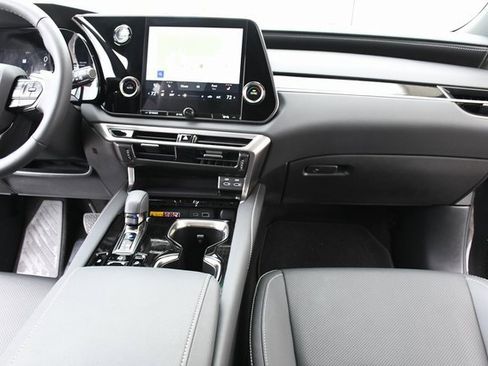 Used 2025 Lexus RX 350 FWD image 7