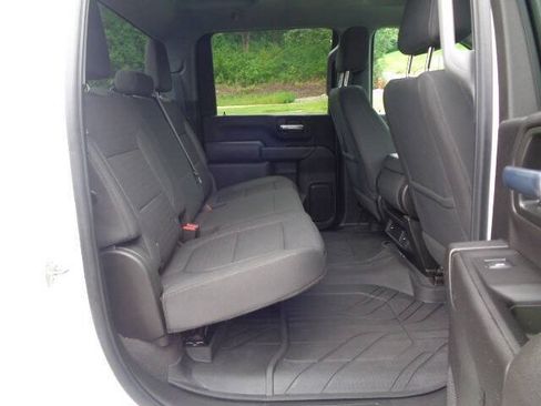 Used 2022 Chevrolet Silverado 2500 LT AWD/4WD image 28