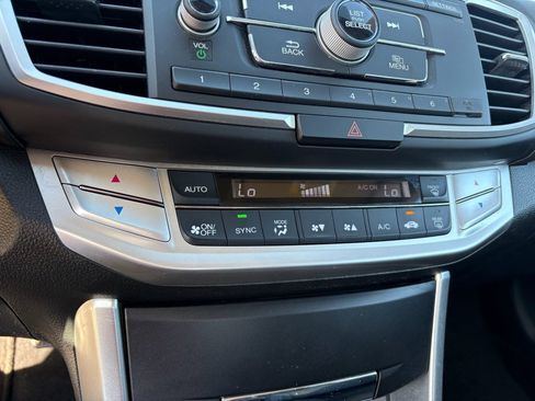 Used 2014 Honda Accord LX image 20