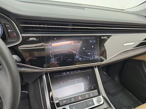 Used 2023 Audi Q8 Premium w/ Convenience Package AWD/4WD image 14