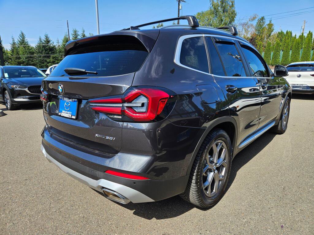 Used 2023 BMW X3 xDrive30i w/ Convenience Package AWD/4WD image 5