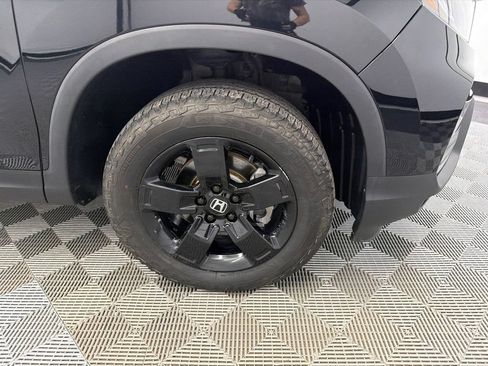 Used 2024 Honda Ridgeline Black Edition image 14