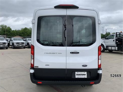 Used 2023 Ford Transit 250 Medium Roof AWD image 7